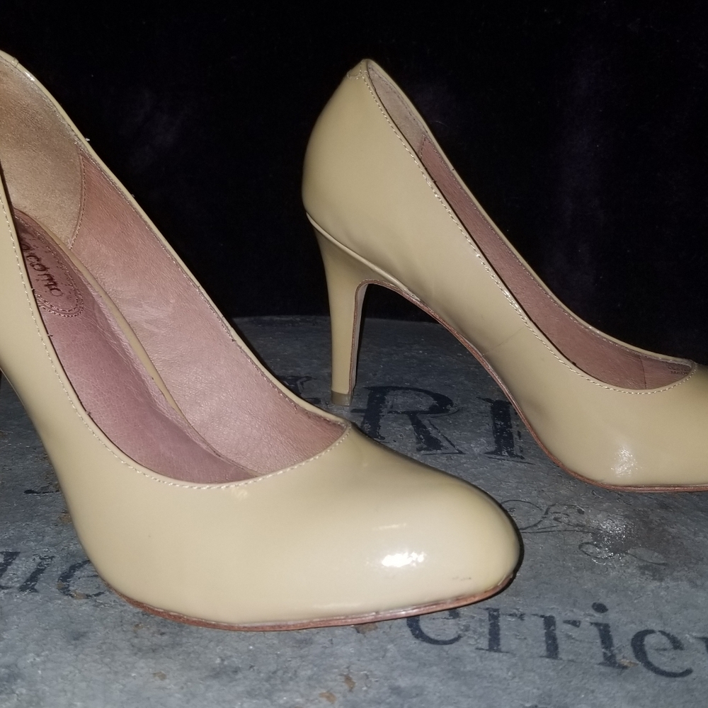 Corso Como pumps